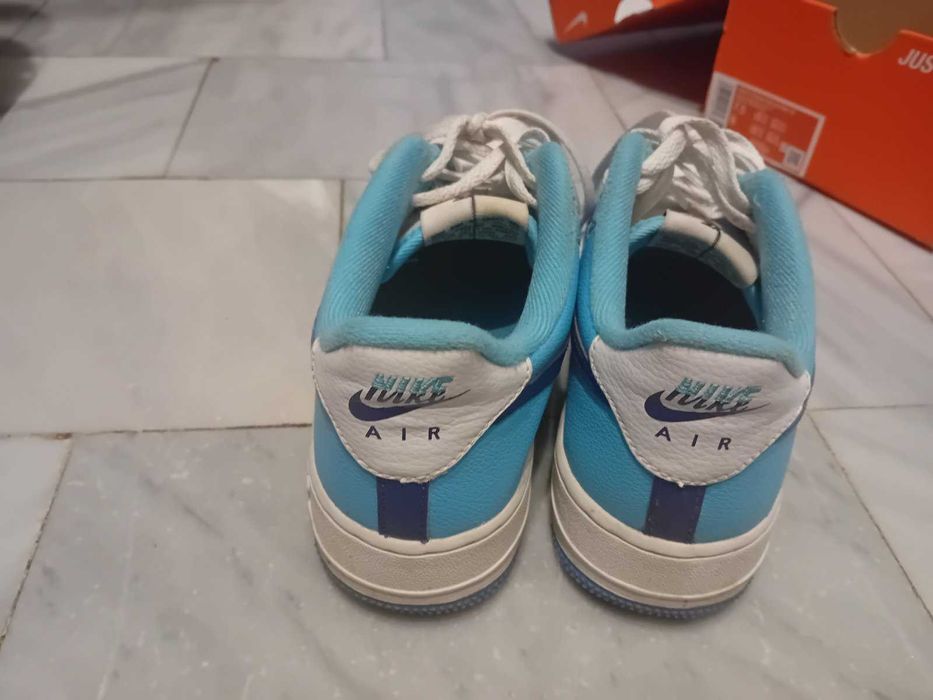 Маратонки Nike air