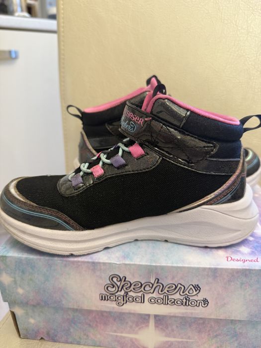 Детски светещи маратонки с еднорог Skechers, номер 31