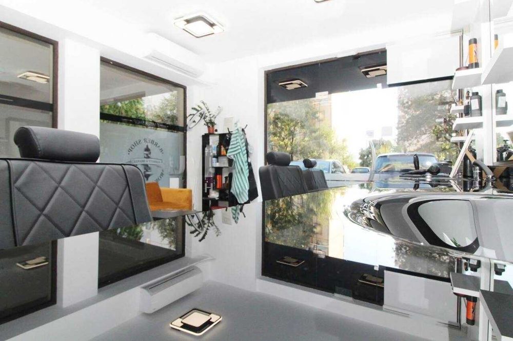 Дава се под наем Офис в Пловдив, Кючук Париж - 44 кв.м за 614 € - Снимка #2