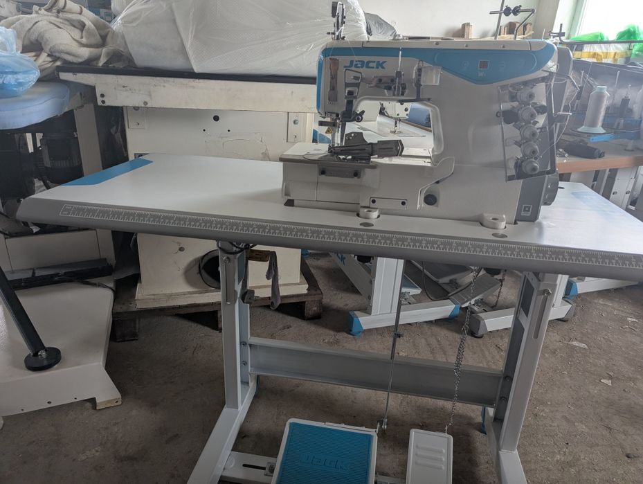 Masina de cusut uberdeck Jack W4-D-01GBX364