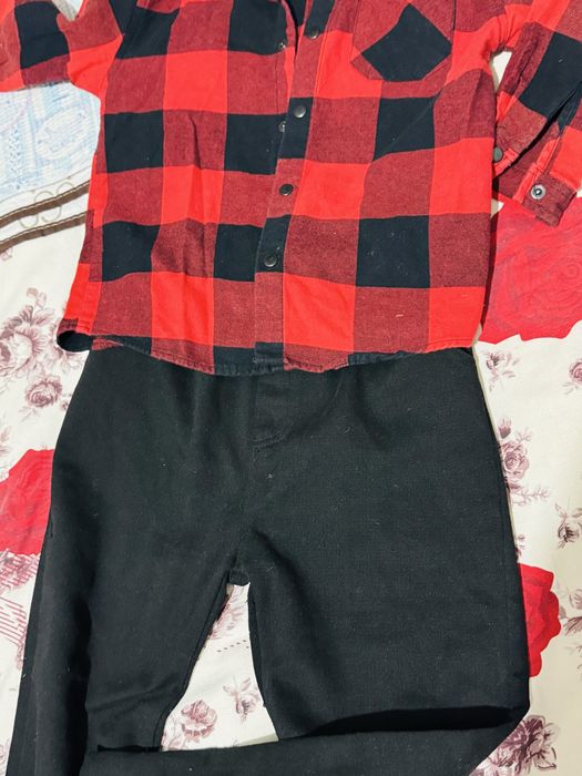 Ұл баланың киімдері сатылады