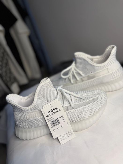 Adidasi Yezzu 350