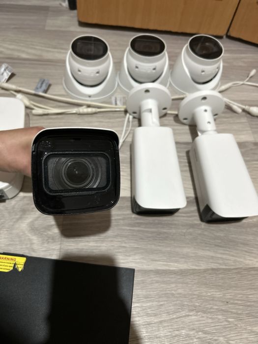 Продам IP видеокамеры Dahua 3 шт.