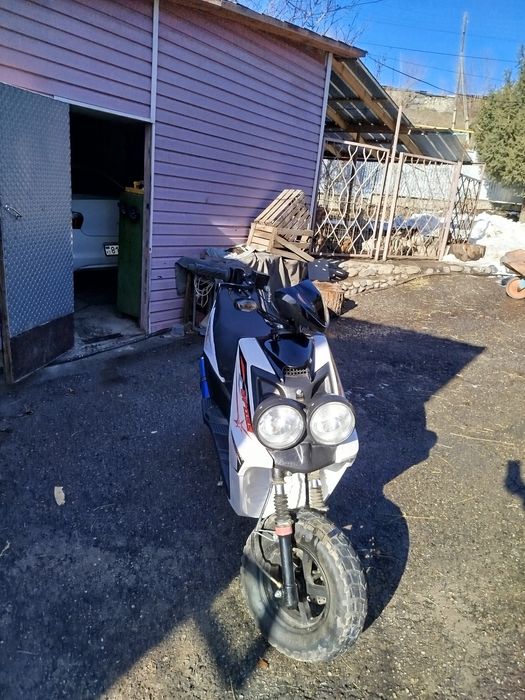 Продам бумер 150 куб