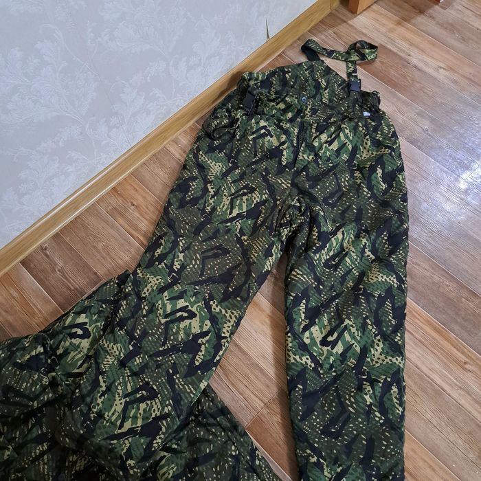 Комуфлированый костюм