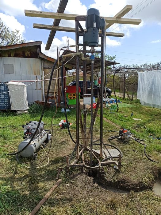 Сондажна машина до 50 метра! В отлично състояние!