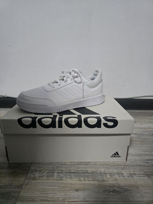 Маратонки Adidas