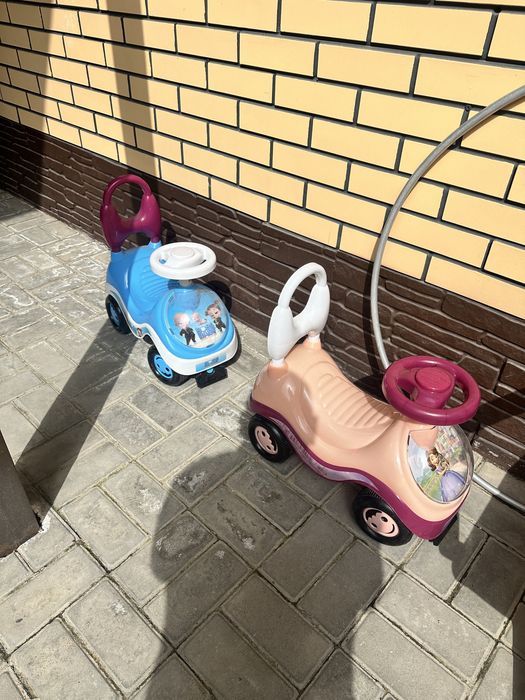 Продам детские машинки