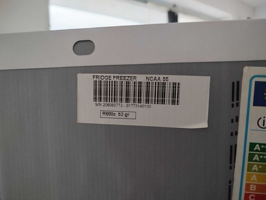 Хладилник с фризер INDESIT NCAA 55