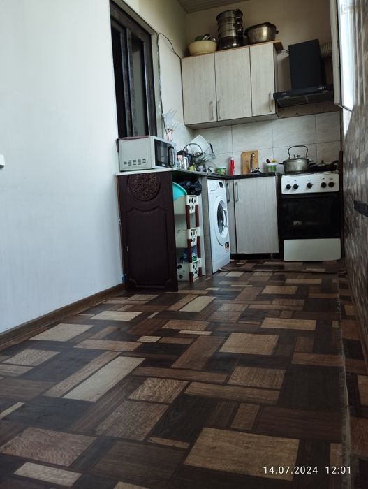 Продам 2-х комнатную переделанную в 3-х.Квартира находиться в Тройцке