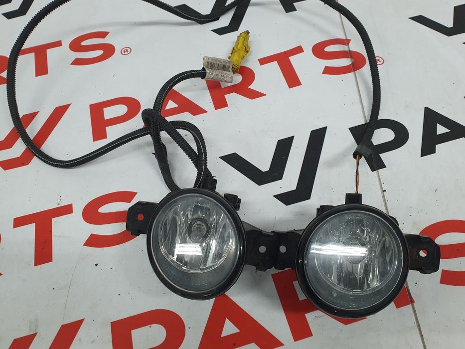 Стоп Стопове калник капак халогени крик Renault Clio III