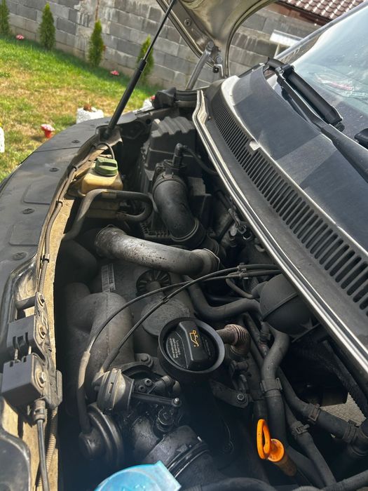 Volkswagen Transporter T5 2.5 TDI
