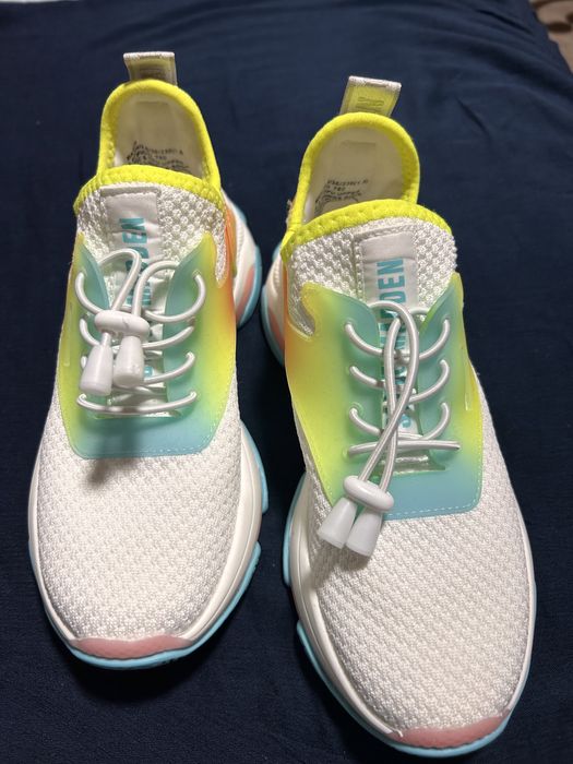 Adidasi dama STEVE MADDEN