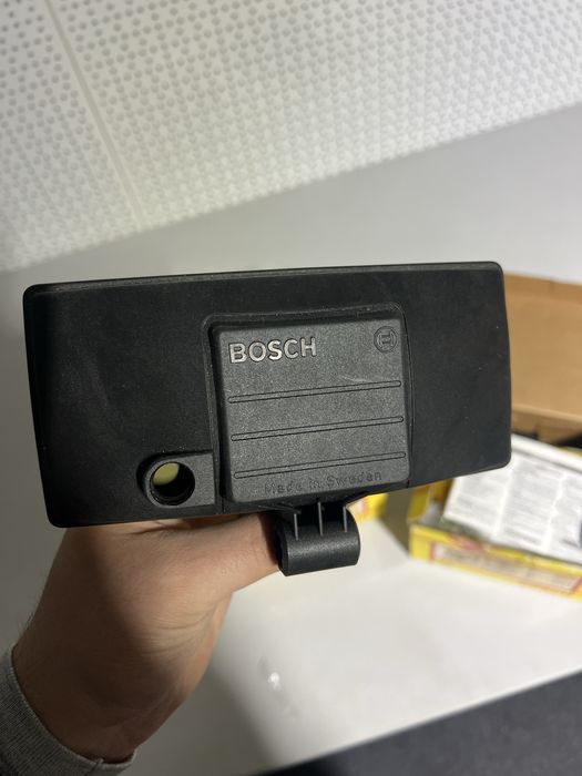 Vand doua proiectoare galbene vintage Bosch