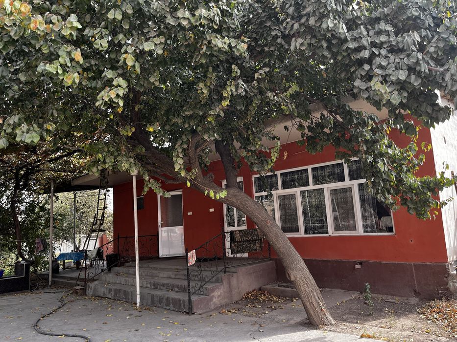 Уй сотилади срочно