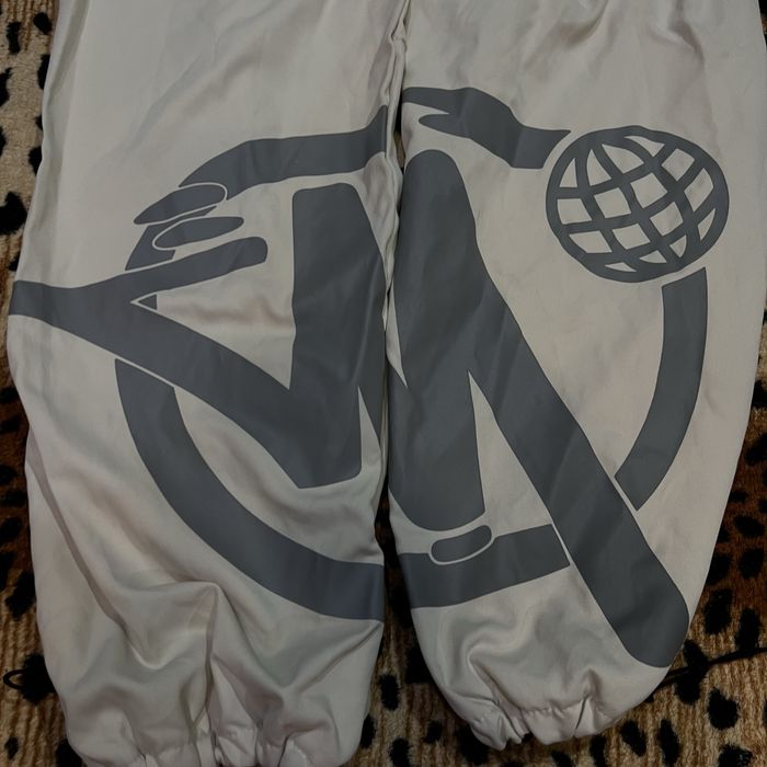 MINUS TWO cargo панталони