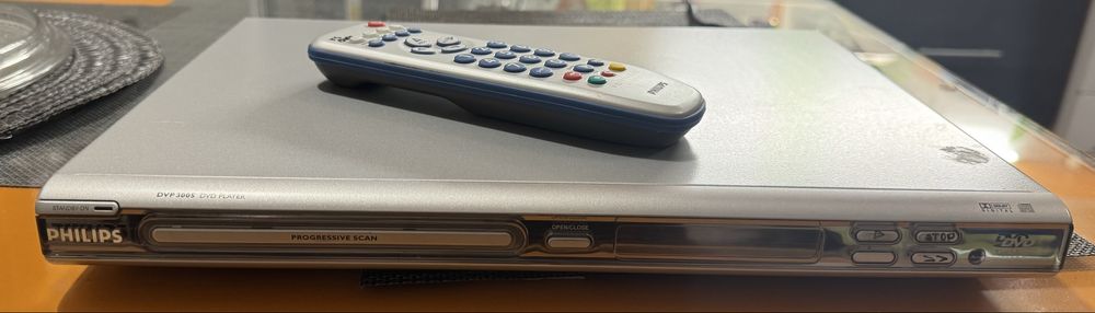DVD philips , отлично състояние