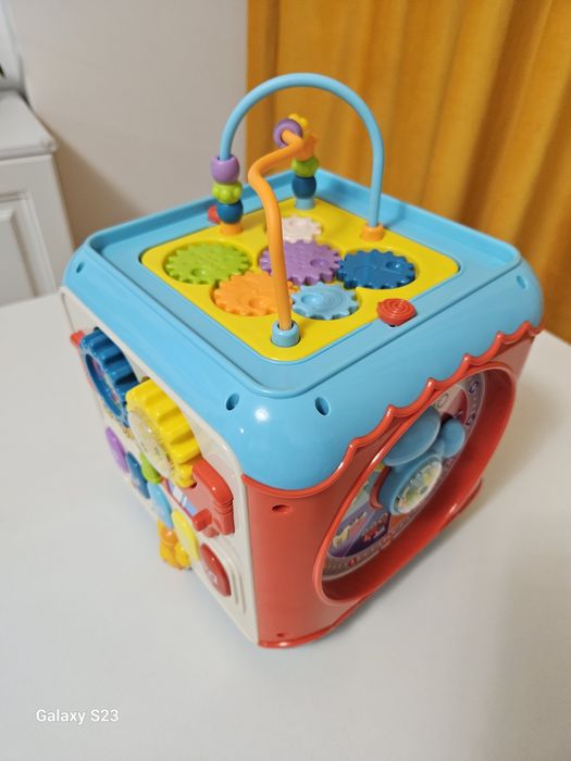 Jucarie Cub de Activitati pentru Bebelusi