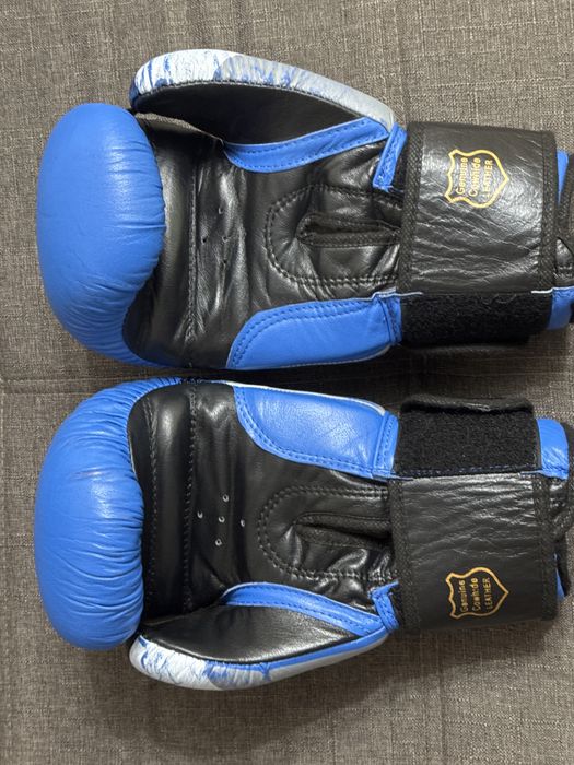 лапа,боксерская перчатка