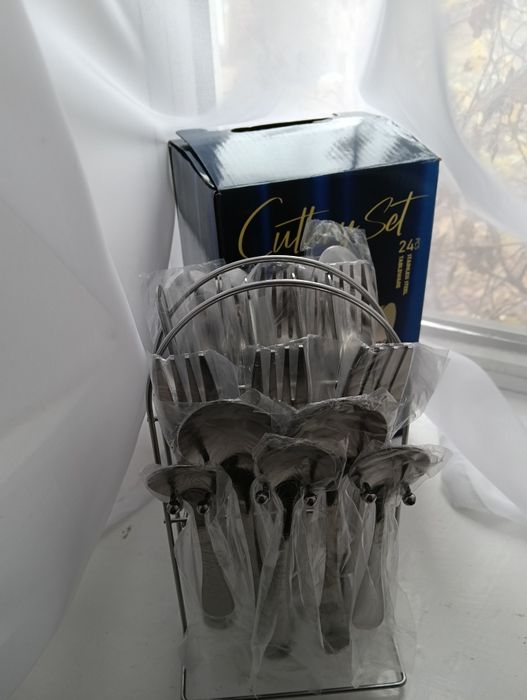 Столовый набор 24 предмета