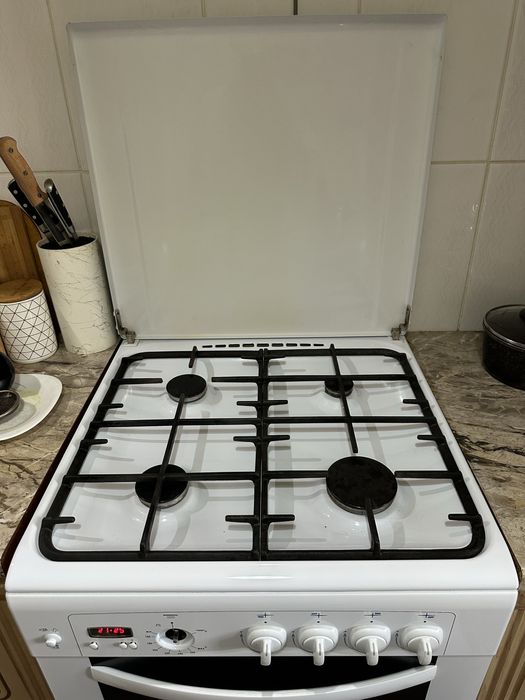 Продам Газовая плиту