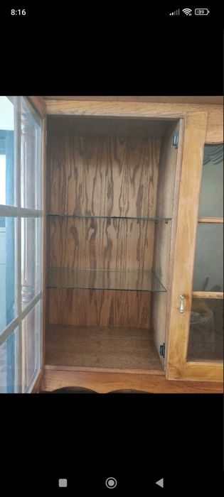 Старинен дъбов шкаф за трапезария