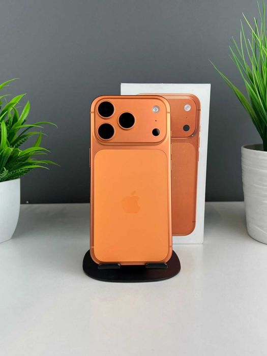 Apple iPhone 17 Pro 256GB, оранжевый 12697а2667