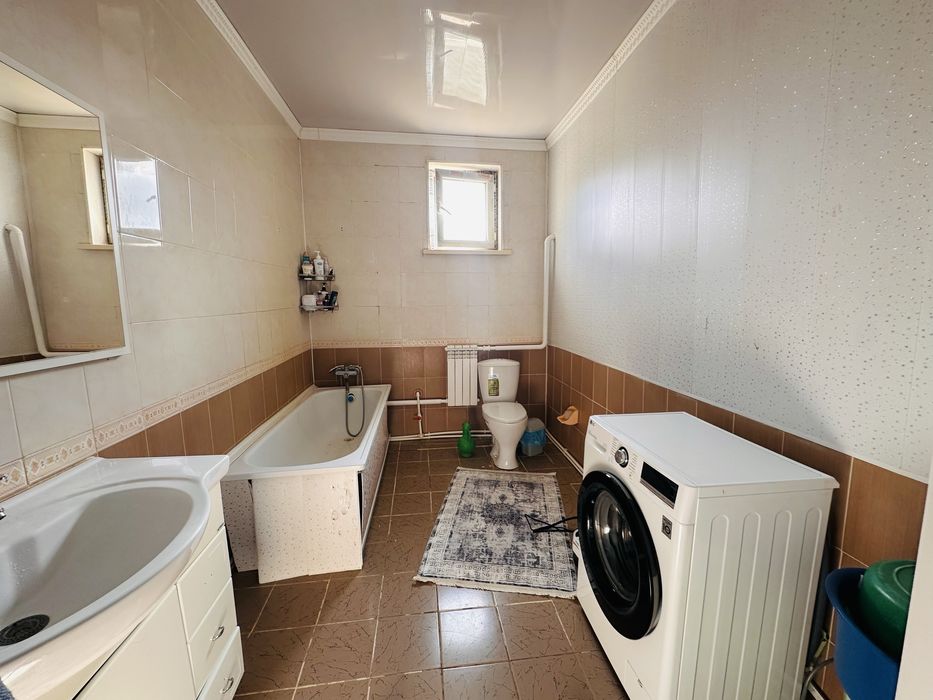 Жер үй сатылады,