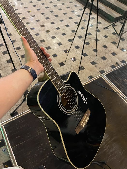 Takamine ED340C 41 akkustik gitara