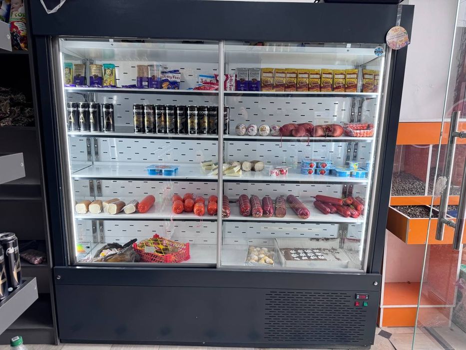 Vitrina xoladenik (muzlatkich)