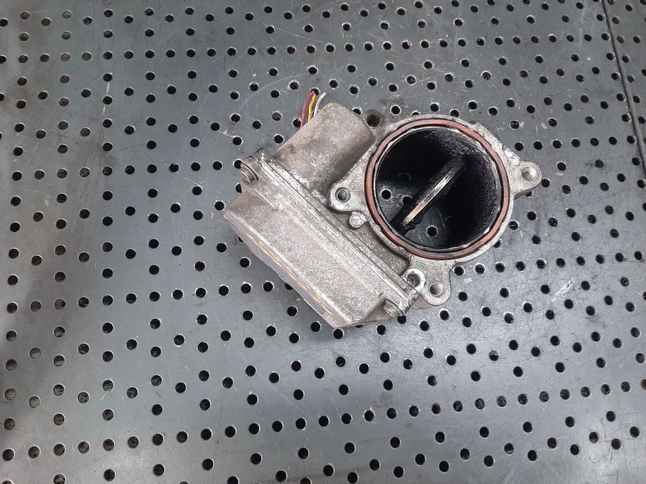 clapeta acceleratie  2.7 tdi 3.0 tdi  audi a4 b8  a5 a6 c6 q5 vw touareg 4e0145950j