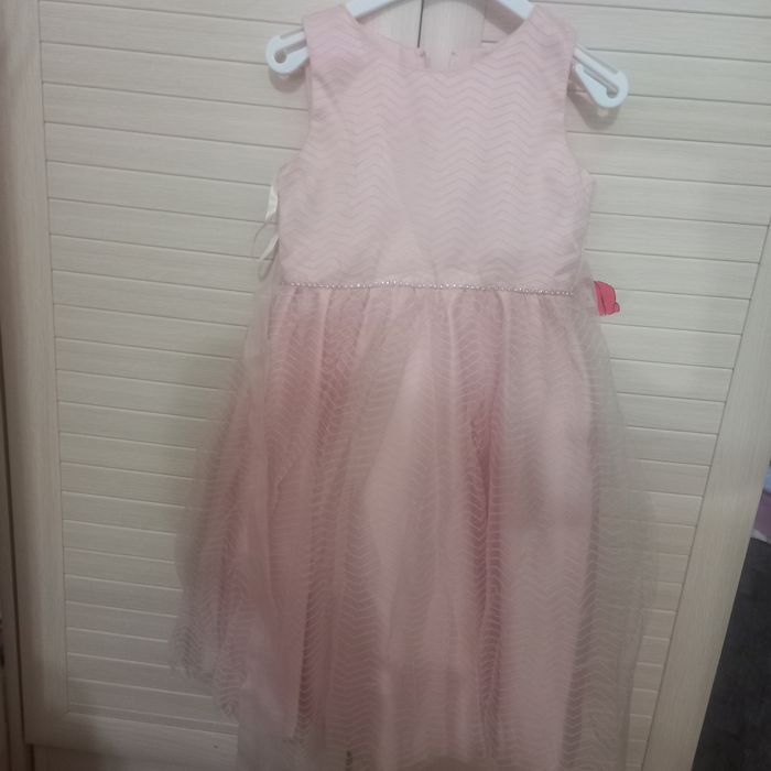 Продам платье для девочек