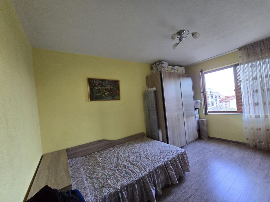 Тристаен, продажба, гр. Петрич