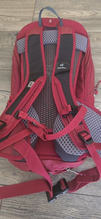 Раница deuter race air 14 +3 литра .