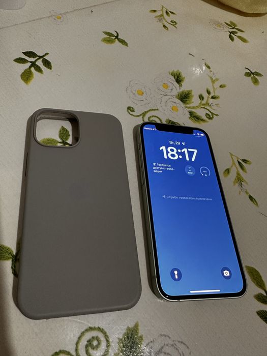 Продам iPhone 12 mini