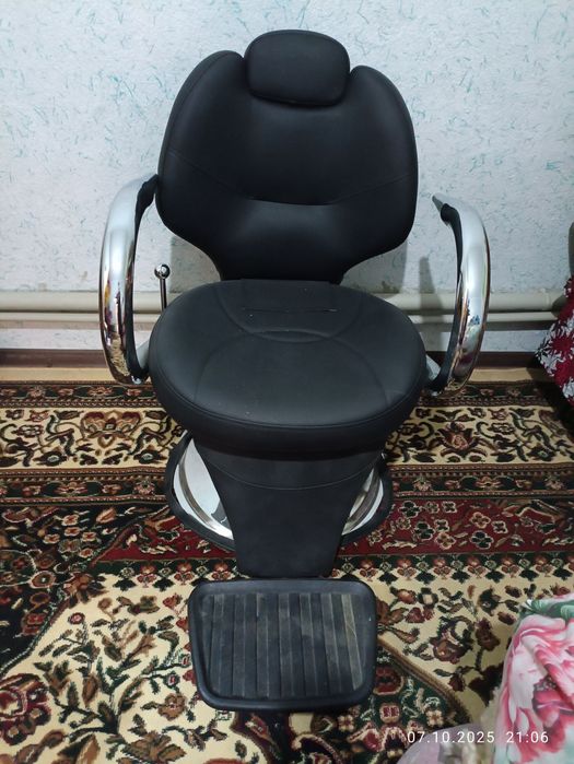 Кресло парикмахер