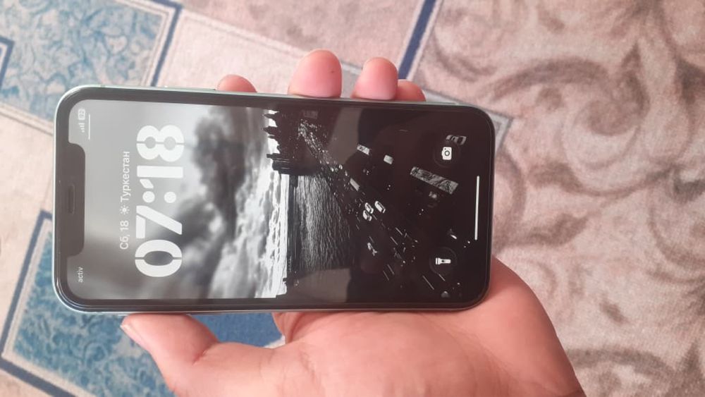 Iphone   11   память.   64гб