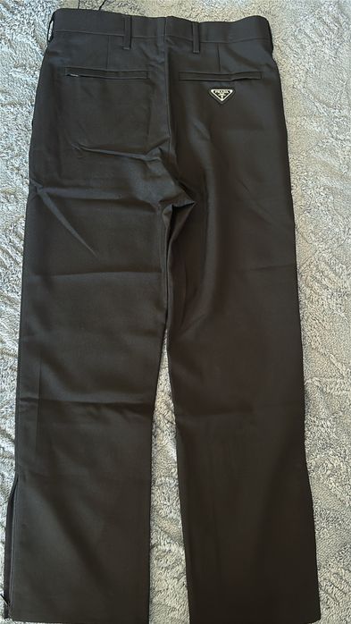Vand Pantaloni eleganti Prada