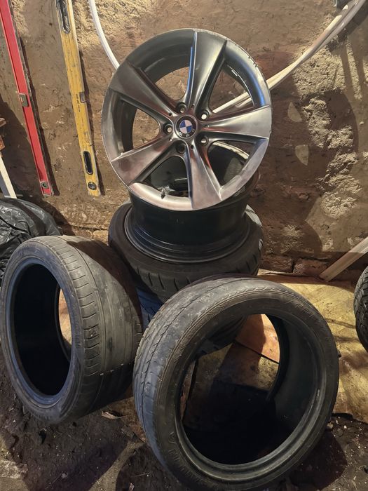 Диск с шинами 18