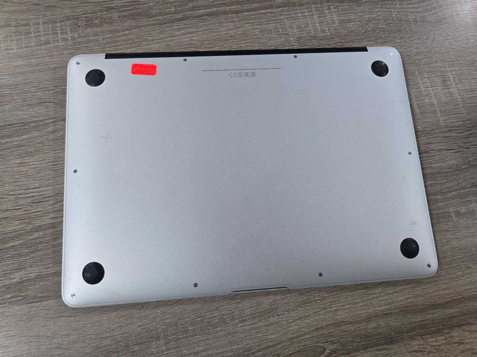 Лаптоп MacBook Air (13-inch,Mid 2013)