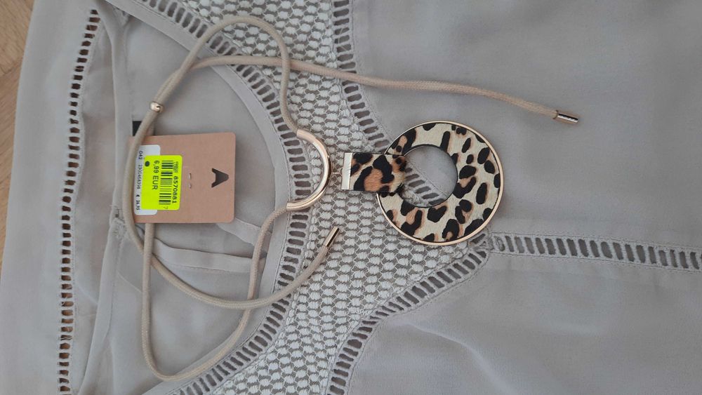 Ефирна туника р-р L +колие