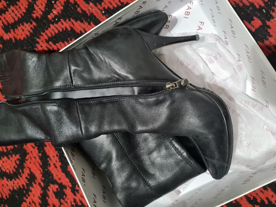 Обувь женская коженная