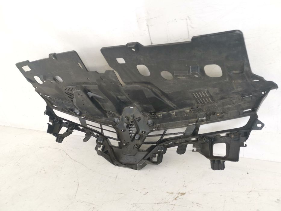 Grila Radiator Renault  Clio 4 2012 2013 2014 2015 2016 2017 2018 2019