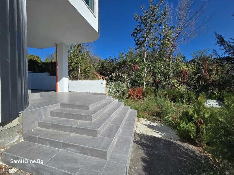 Продава се Тристаен апартамент в Варна, м-т Траката - 118 кв.м за 1610 €/кв.м - Снимка #3