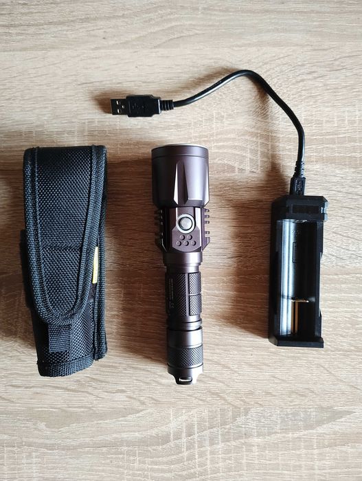 Nitecore P25 Smilodon led фенер
