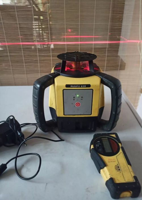 Leica 610 nivela