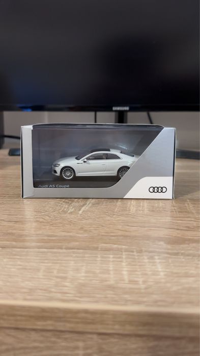 Macheta auto Audi A5 Coupe 2017, Glacier White, 1:43 Iscale Originala