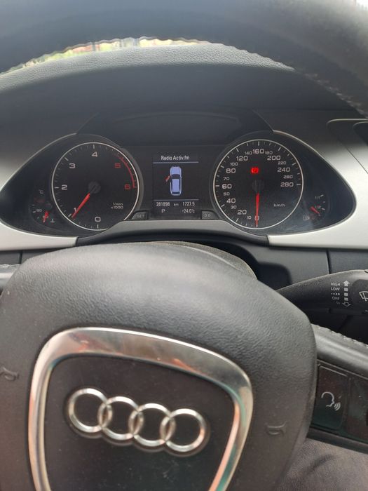 Audi a4 b8 2.0 143cp 2009 automată