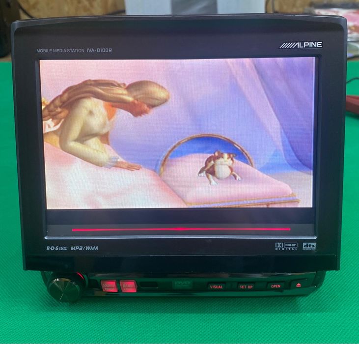 DVD/ CD player auto Alpine IVA D100R Touch Slide ecran retractabil-BT