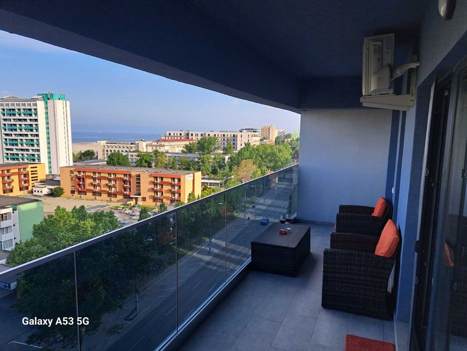 Inchiriez apartament Mamaia zona Rex